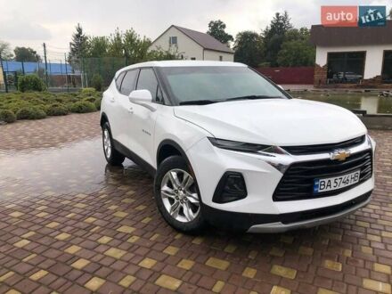 Шевроле Блейзер 2020 в Киеве на Automoto.ua Белый Шевроле Блейзер, объемом двигателя 2.5 л и пробегом 17 тыс. км за 19999 $, фото 1 на Automoto.ua