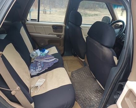 Черный Шевроле Блейзер, объемом двигателя 4.3 л и пробегом 232 тыс. км за 4022 $, фото 6 на Automoto.ua