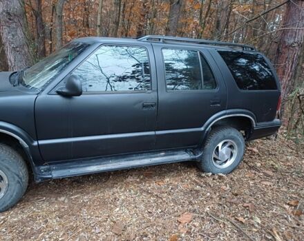 Черный Шевроле Блейзер, объемом двигателя 4.3 л и пробегом 232 тыс. км за 4022 $, фото 4 на Automoto.ua