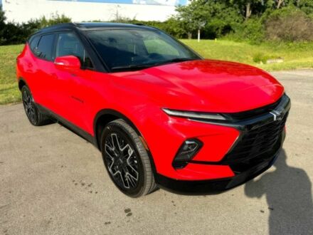 Шевроле Блейзер 2023 в Ровно на Automoto.ua Черный Шевроле Блейзер, объемом двигателя 3 л и пробегом 23 тыс. км за 8600 $, фото 1 на Automoto.ua