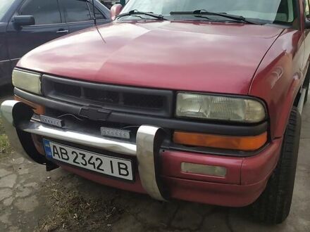 Шевроле Блейзер 1995 у Вінниці на Automoto.ua Червоний Шевроле Блейзер, об'ємом двигуна 4.3 л та пробігом 350 тис. км за 4900 $, фото 1 на Automoto.ua
