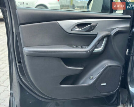 Серый Шевроле Блейзер, объемом двигателя 3.6 л и пробегом 61 тыс. км за 21999 $, фото 68 на Automoto.ua