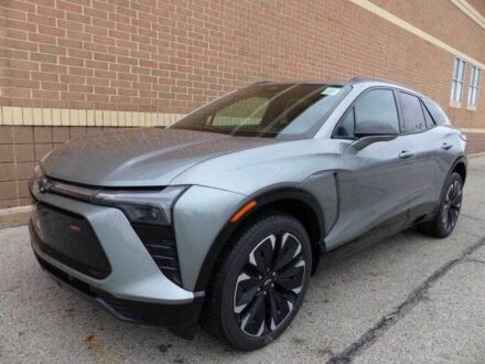 Шевроле Блейзер 2024 в Тернополе на Automoto.ua Серый Шевроле Блейзер, объемом двигателя 0 л и пробегом 12 тыс. км за 9900 $, фото 1 на Automoto.ua