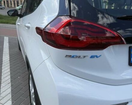 Белый Шевроле Bolt EV, объемом двигателя 0 л и пробегом 127 тыс. км за 14599 $, фото 20 на Automoto.ua