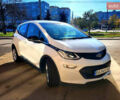 Белый Шевроле Bolt EV, объемом двигателя 0 л и пробегом 105 тыс. км за 12500 $, фото 2 на Automoto.ua