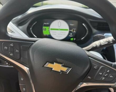 Белый Шевроле Bolt EV, объемом двигателя 0 л и пробегом 127 тыс. км за 14599 $, фото 6 на Automoto.ua