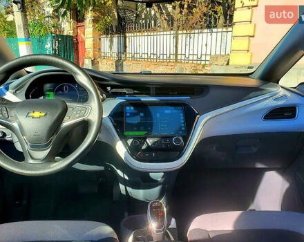 Белый Шевроле Bolt EV, объемом двигателя 0 л и пробегом 105 тыс. км за 12500 $, фото 8 на Automoto.ua