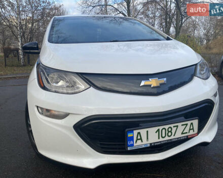 Белый Шевроле Bolt EV, объемом двигателя 0 л и пробегом 147 тыс. км за 12999 $, фото 9 на Automoto.ua