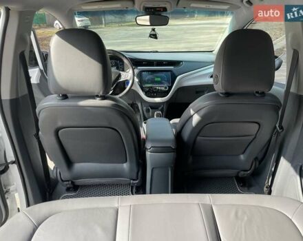 Белый Шевроле Bolt EV, объемом двигателя 0 л и пробегом 260 тыс. км за 14900 $, фото 14 на Automoto.ua
