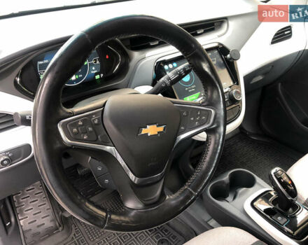 Белый Шевроле Bolt EV, объемом двигателя 0 л и пробегом 159 тыс. км за 13000 $, фото 32 на Automoto.ua
