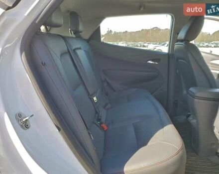 Белый Шевроле Bolt EV, объемом двигателя 0 л и пробегом 45 тыс. км за 3700 $, фото 7 на Automoto.ua