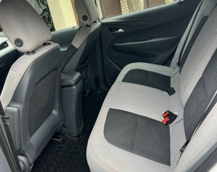 Шевроле Bolt EV 2017 в Умани на Automoto.ua Белый Шевроле Bolt EV, объемом двигателя 0 л и пробегом 143 тыс. км за 15000 $, фото 2 на Automoto.ua