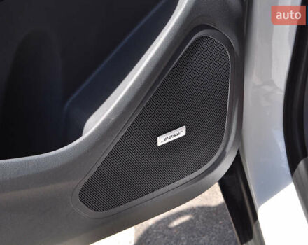 Белый Шевроле Bolt EV, объемом двигателя 0 л и пробегом 115 тыс. км за 18000 $, фото 21 на Automoto.ua