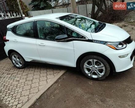 Белый Шевроле Bolt EV, объемом двигателя 0 л и пробегом 105 тыс. км за 13750 $, фото 8 на Automoto.ua
