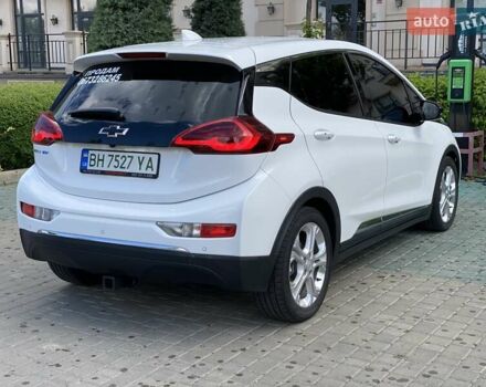 Белый Шевроле Bolt EV, объемом двигателя 0 л и пробегом 125 тыс. км за 14300 $, фото 9 на Automoto.ua