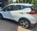 Белый Шевроле Bolt EV, объемом двигателя 0 л и пробегом 75 тыс. км за 14900 $, фото 2 на Automoto.ua