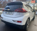 Белый Шевроле Bolt EV, объемом двигателя 0 л и пробегом 147 тыс. км за 12999 $, фото 4 на Automoto.ua