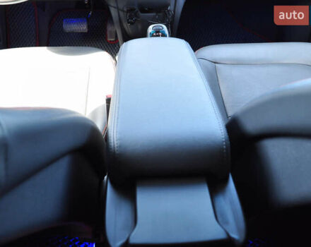 Белый Шевроле Bolt EV, объемом двигателя 0 л и пробегом 115 тыс. км за 18000 $, фото 14 на Automoto.ua