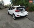 Белый Шевроле Bolt EV, объемом двигателя 0 л и пробегом 82 тыс. км за 12700 $, фото 5 на Automoto.ua