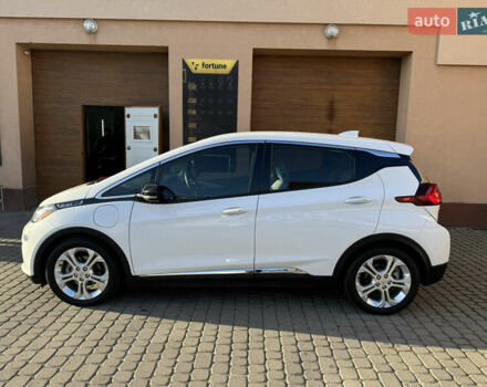 Белый Шевроле Bolt EV, объемом двигателя 0 л и пробегом 155 тыс. км за 13000 $, фото 13 на Automoto.ua