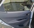 Белый Шевроле Bolt EV, объемом двигателя 0 л и пробегом 107 тыс. км за 16300 $, фото 8 на Automoto.ua