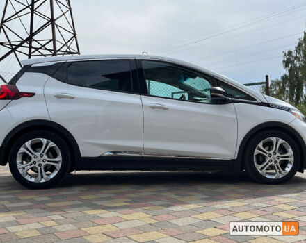 Білий Шевроле Bolt EV, об'ємом двигуна 60 л та пробігом 64 тис. км за 14700 $, фото 7 на Automoto.ua
