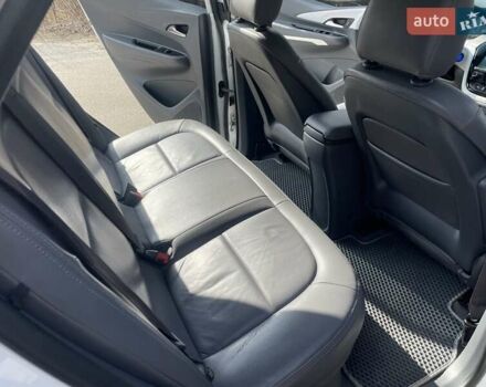 Белый Шевроле Bolt EV, объемом двигателя 0 л и пробегом 260 тыс. км за 14900 $, фото 13 на Automoto.ua