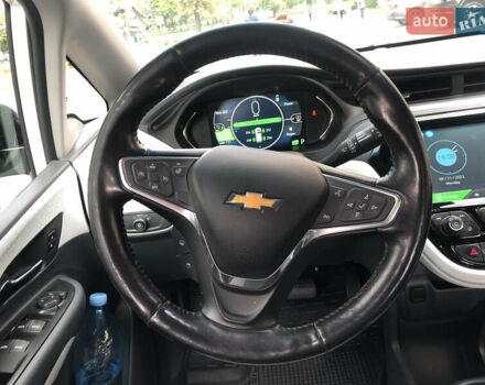 Белый Шевроле Bolt EV, объемом двигателя 0 л и пробегом 159 тыс. км за 13000 $, фото 36 на Automoto.ua