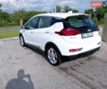 Белый Шевроле Bolt EV, объемом двигателя 0 л и пробегом 68 тыс. км за 18800 $, фото 6 на Automoto.ua