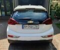 Белый Шевроле Bolt EV, объемом двигателя 0 л и пробегом 75 тыс. км за 14900 $, фото 4 на Automoto.ua