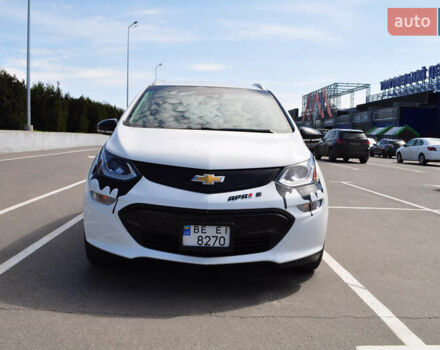 Белый Шевроле Bolt EV, объемом двигателя 0 л и пробегом 115 тыс. км за 18000 $, фото 3 на Automoto.ua