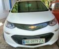 Белый Шевроле Bolt EV, объемом двигателя 0 л и пробегом 150 тыс. км за 13000 $, фото 1 на Automoto.ua