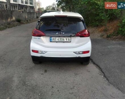 Белый Шевроле Bolt EV, объемом двигателя 0 л и пробегом 82 тыс. км за 12700 $, фото 6 на Automoto.ua