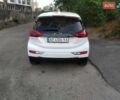 Белый Шевроле Bolt EV, объемом двигателя 0 л и пробегом 82 тыс. км за 12700 $, фото 6 на Automoto.ua