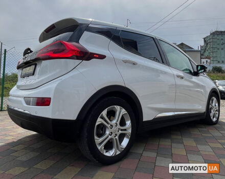 Білий Шевроле Bolt EV, об'ємом двигуна 60 л та пробігом 64 тис. км за 14700 $, фото 6 на Automoto.ua