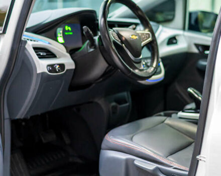 Білий Шевроле Bolt EV, об'ємом двигуна 0 л та пробігом 135 тис. км за 14300 $, фото 17 на Automoto.ua