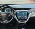 Белый Шевроле Bolt EV, объемом двигателя 0 л и пробегом 130 тыс. км за 15200 $, фото 7 на Automoto.ua