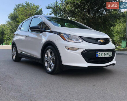 Белый Шевроле Bolt EV, объемом двигателя 0 л и пробегом 159 тыс. км за 13000 $, фото 9 на Automoto.ua