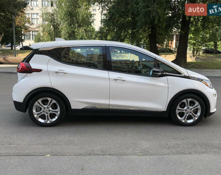 Белый Шевроле Bolt EV, объемом двигателя 0 л и пробегом 159 тыс. км за 13000 $, фото 14 на Automoto.ua