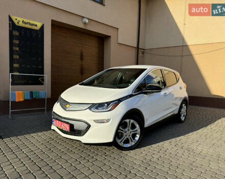 Белый Шевроле Bolt EV, объемом двигателя 0 л и пробегом 155 тыс. км за 13000 $, фото 1 на Automoto.ua