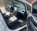 Белый Шевроле Bolt EV, объемом двигателя 0 л и пробегом 260 тыс. км за 14900 $, фото 12 на Automoto.ua