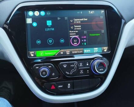Белый Шевроле Bolt EV, объемом двигателя 0 л и пробегом 102 тыс. км за 15000 $, фото 14 на Automoto.ua