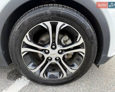 Білий Шевроле Bolt EV, об'ємом двигуна 0 л та пробігом 167 тис. км за 12900 $, фото 18 на Automoto.ua