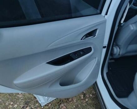 Білий Шевроле Bolt EV, об'ємом двигуна 0 л та пробігом 190 тис. км за 10500 $, фото 11 на Automoto.ua