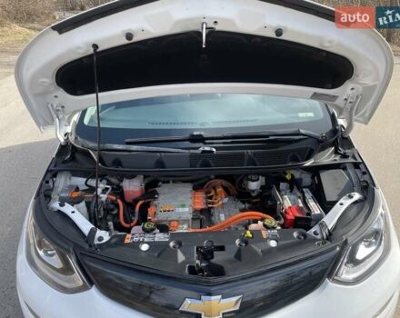 Белый Шевроле Bolt EV, объемом двигателя 0 л и пробегом 260 тыс. км за 14900 $, фото 1 на Automoto.ua
