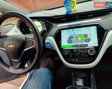 Білий Шевроле Bolt EV, об'ємом двигуна 0 л та пробігом 105 тис. км за 15700 $, фото 4 на Automoto.ua