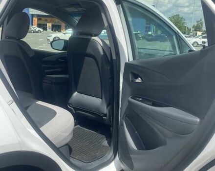 Белый Шевроле Bolt EV, объемом двигателя 0 л и пробегом 82 тыс. км за 12700 $, фото 10 на Automoto.ua