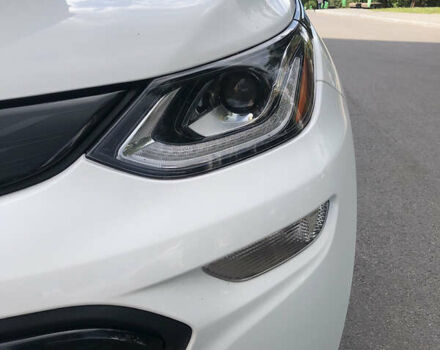 Белый Шевроле Bolt EV, объемом двигателя 0 л и пробегом 159 тыс. км за 13000 $, фото 29 на Automoto.ua