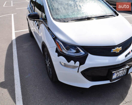 Белый Шевроле Bolt EV, объемом двигателя 0 л и пробегом 115 тыс. км за 18000 $, фото 7 на Automoto.ua