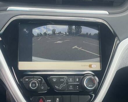 Белый Шевроле Bolt EV, объемом двигателя 0 л и пробегом 82 тыс. км за 12700 $, фото 19 на Automoto.ua
